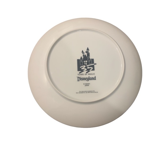 Disneyland 1990 35 Year Magic Fabulous Four with Tinkerbell Disneyland Plate EUC - Picture 3 of 3